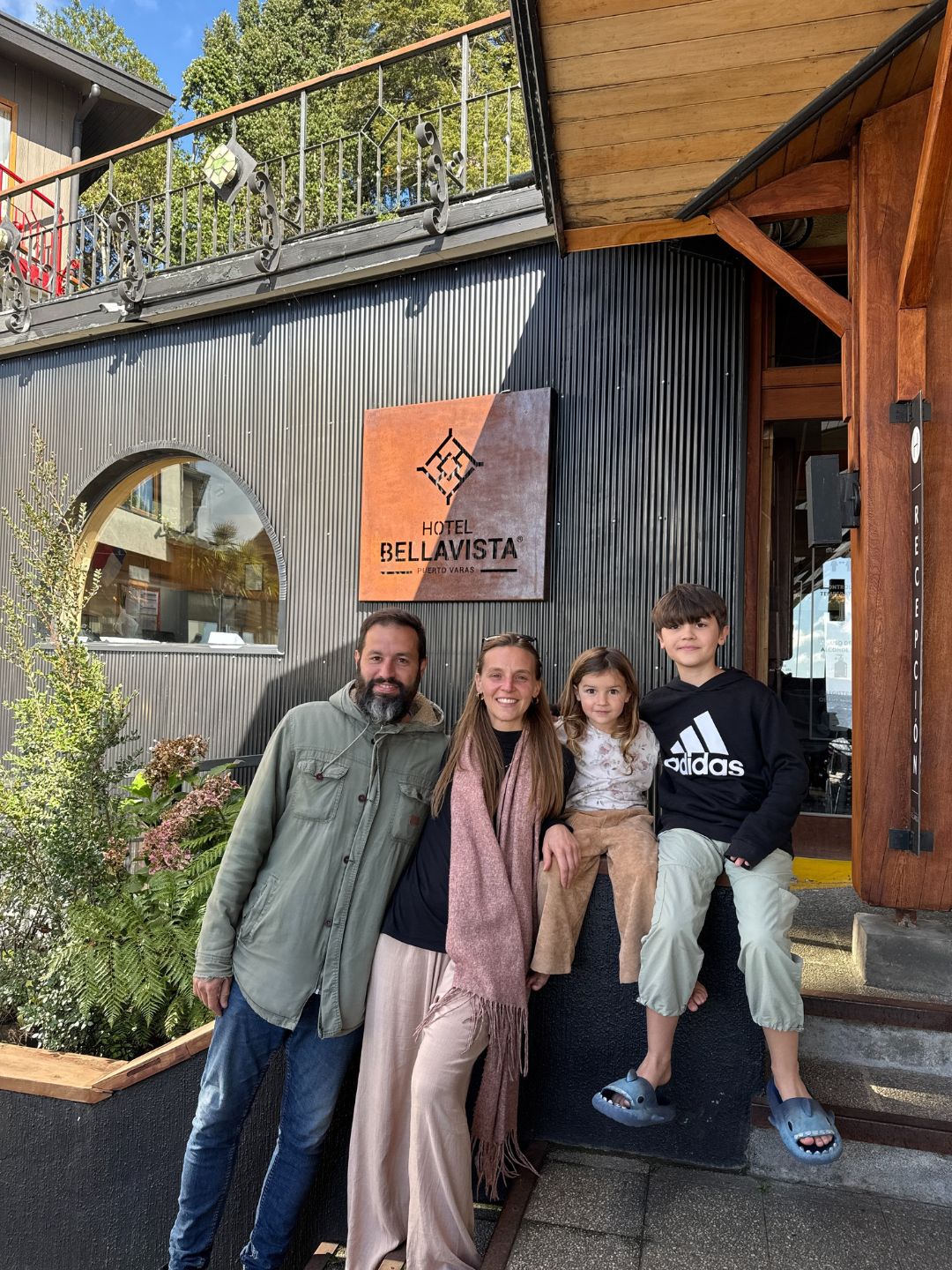 Alojamientos & Restaurantes